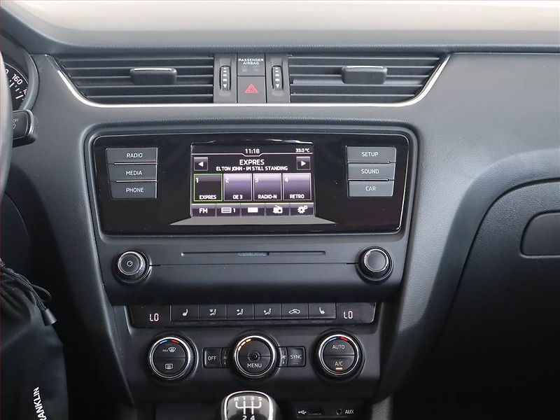 Škoda Octavia (2016) 1.6 TDI, Serv.kniha, Tempomat - fotka 12 z 19