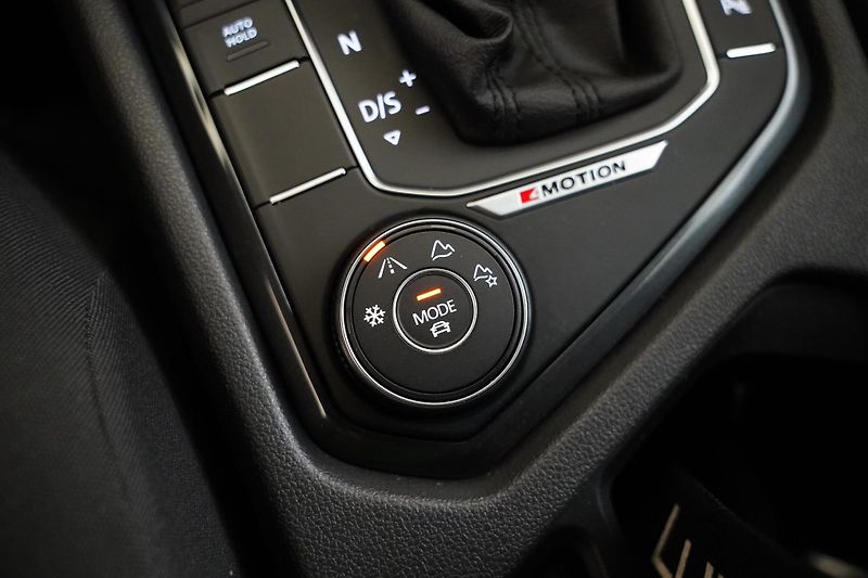 Volkswagen Tiguan - fotka 25 z 30