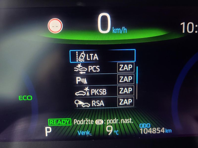 Toyota Corolla 2.0 Hybrid e-CVT 112kW Trek - fotka 12 z 46
