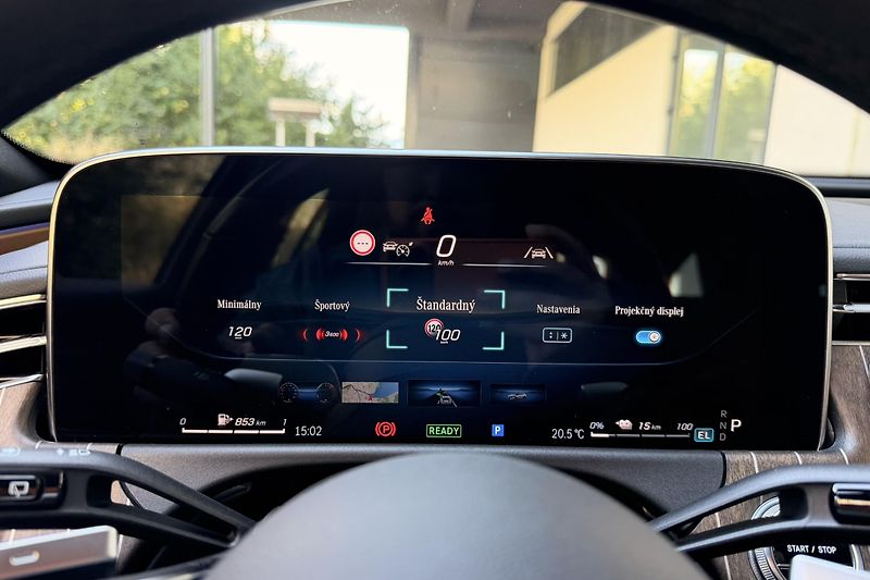 Mercedes-Benz Třídy E (2024) E 300de 4Matic  - fotka 37 z 68