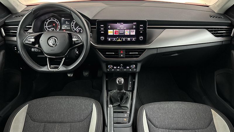 Škoda Kamiq 1.0 TSI Style - fotka 8 z 27