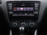 Škoda Octavia (2014) Style Plus 1.6 TDI, Automat - náhled 12