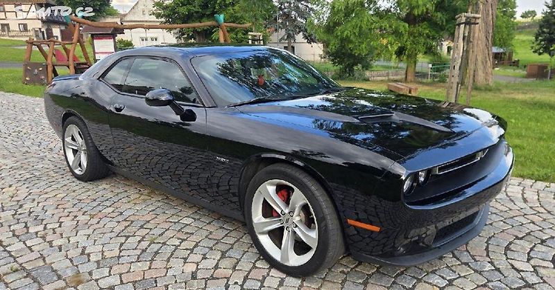 Dodge Challenger (2018) RT - fotografie inzerátu
