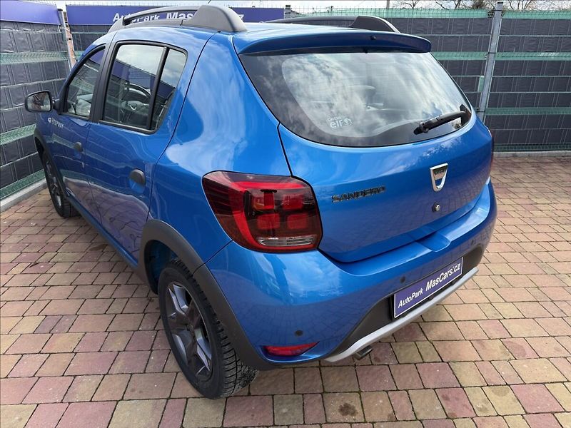 Dacia Sandero 0.9 TCe Stepway - fotka 6 z 18