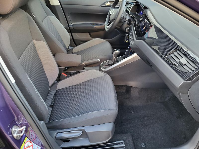 Volkswagen Polo (2025) People 1,0TSI 70kW 7DSG- nové - fotka 16 z 26