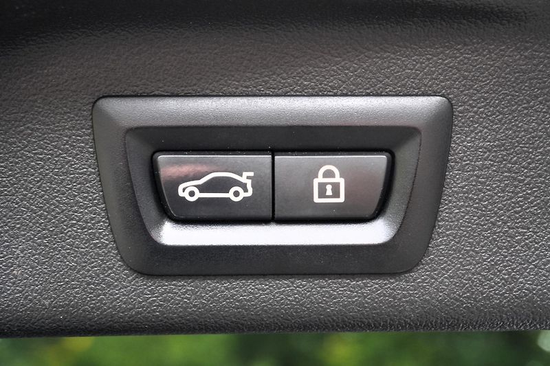 BMW X7 40d xDrive, Masáže, Skylounge - fotka 43 z 47
