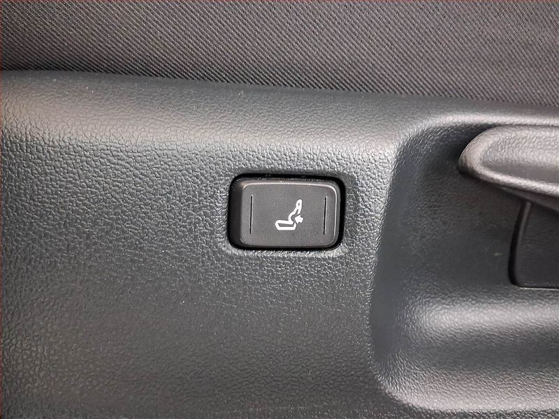 Toyota Yaris (2023) 1.5 VVT-i Hybrid - fotka 21 z 22