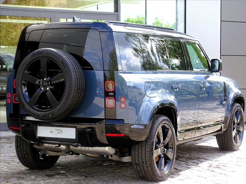 Land Rover Defender (2026) 110 D250 X-DYNAMIC SE - fotka 6 z 26