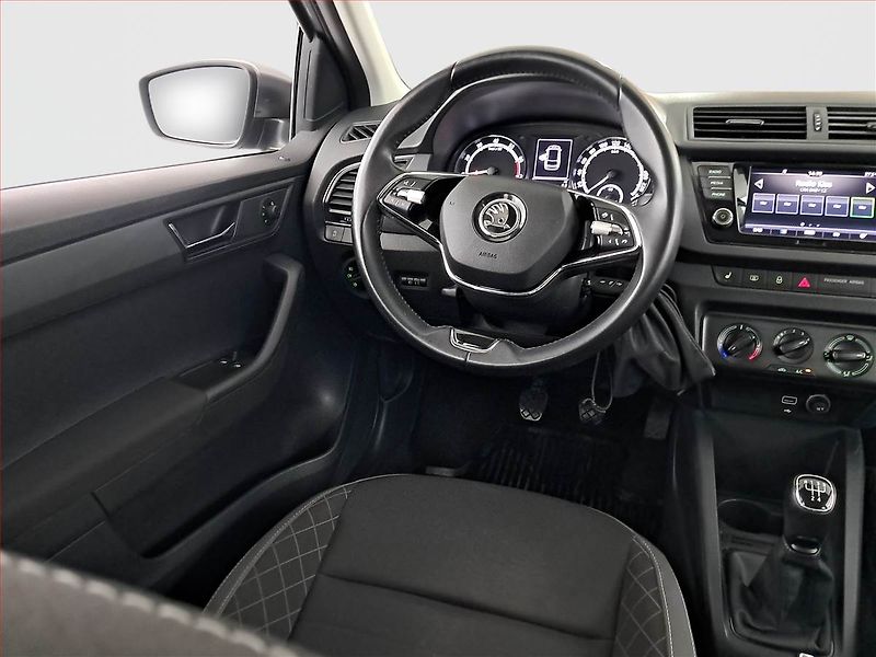 Škoda Fabia (2022) Ambition 1.0 TSI, ČR,1.maj - fotka 7 z 18