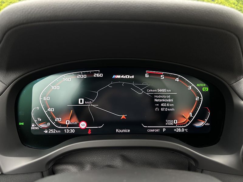 BMW X3 (2023) M40d xDrive HUD tažné PANO DPH - fotka 10 z 38