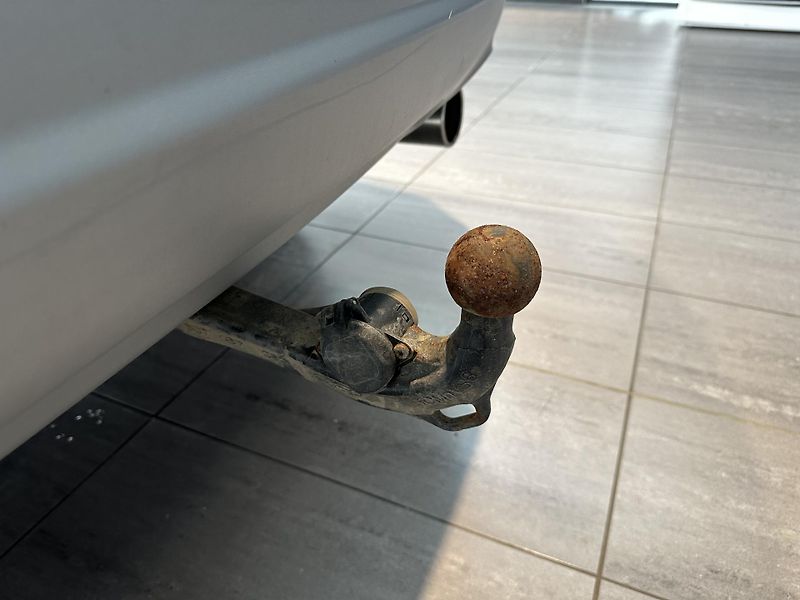 Ford Kuga Titanium 1.5 EcoBoost 150k man - fotka 26 z 26