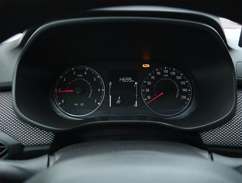 Dacia Sandero (2021) 1.0 TCe, ČR,1.maj, Serv.kniha - fotka 11 z 17