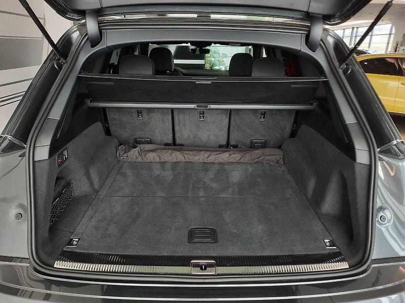 Audi Q7 (2025) 50 TDI quattro (210kW/286k) Ti - fotka 25 z 29