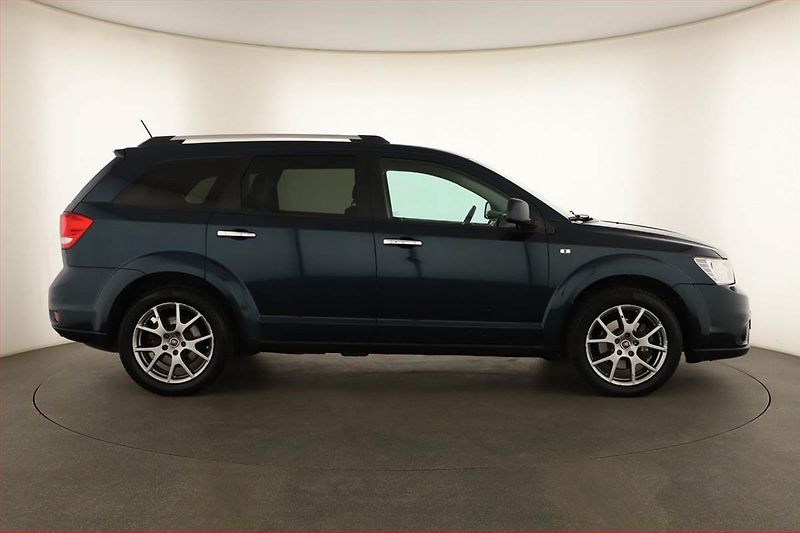 Fiat Freemont (2015) 2.0 MultiJet, 4X4, Automat - fotka 6 z 16
