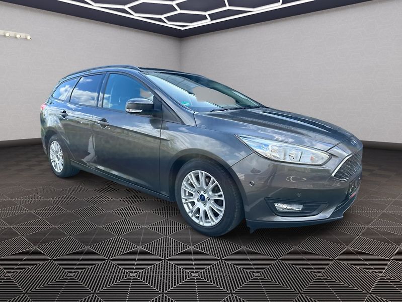 Ford Focus (2017) 1.0EcoBoost 92kw - fotka 1 z 25