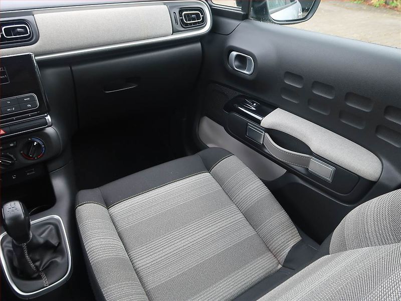 Citroën C3 (2017) 1.2 PureTech, Serv.kniha - fotka 8 z 16
