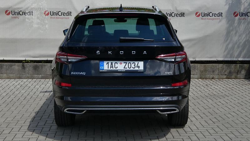Škoda Kodiaq 2,0 TSI 140 kW L&K 4x4 DSG - fotka 4 z 26