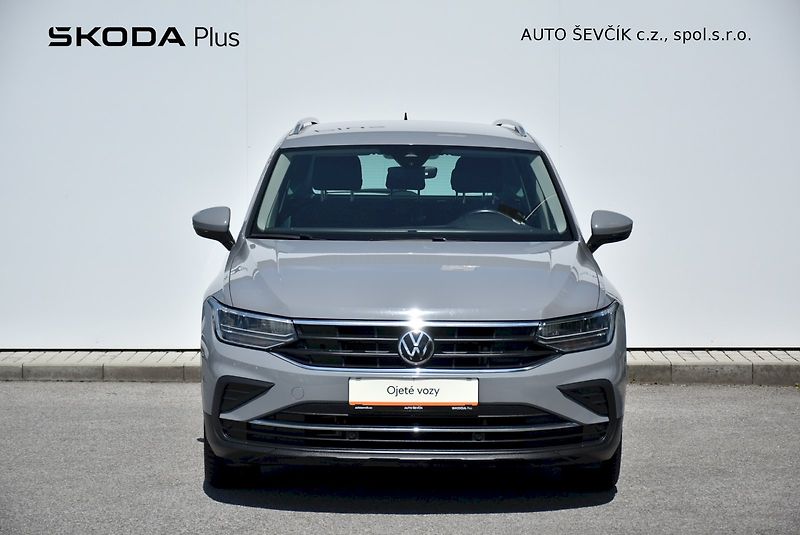Volkswagen Tiguan (2020) LIFE 1.5 TSI 110 KW 7DSG - fotka 4 z 33