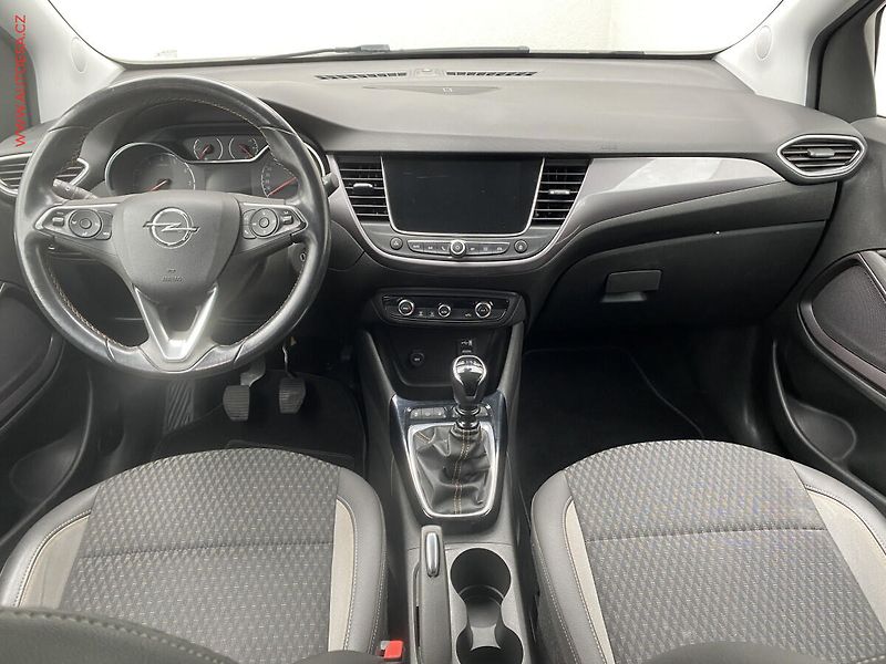 Opel Crossland X (2017) 1.2 T, Innovation - fotka 8 z 17