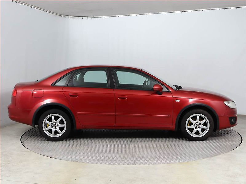 Seat Exeo (2010) 2.0 TDI, Serv.kniha, nová STK - fotka 6 z 13