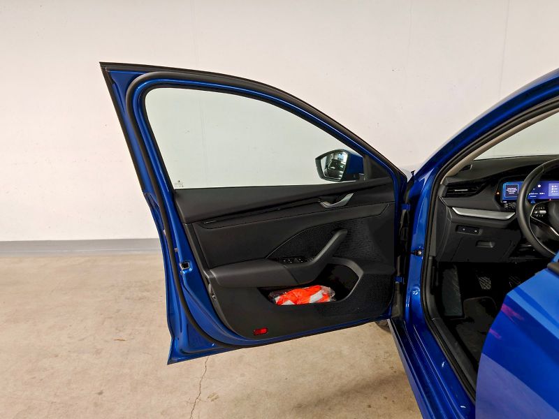 Škoda Octavia (2024) 1.5 TSI 110 kW Selection - fotka 20 z 30