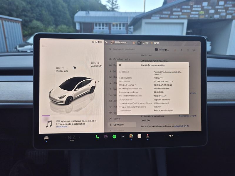 Tesla Model 3 LONG RANGE DUAL MOTOR SOH 91% - fotka 37 z 50