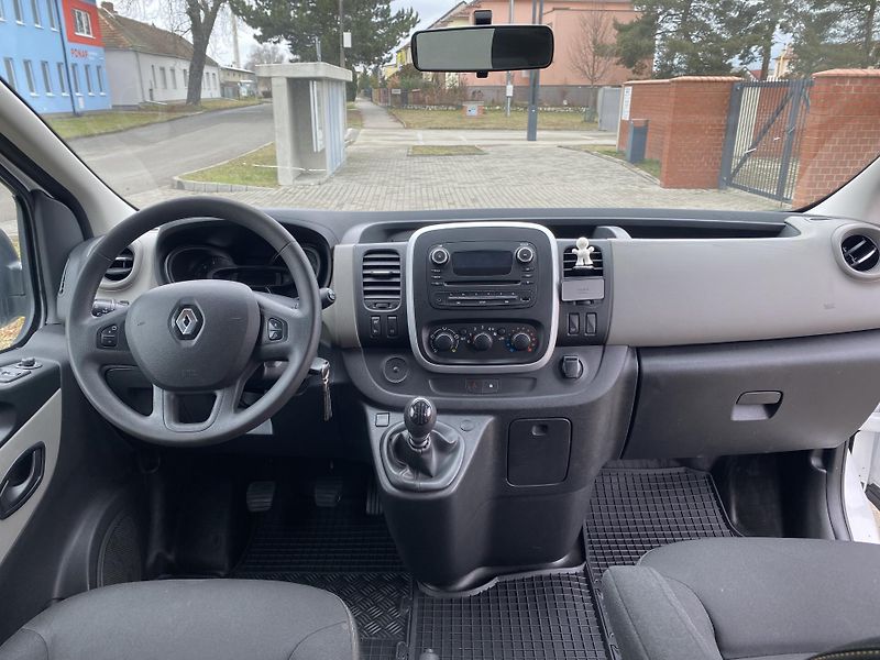 Renault Trafic (2019) 1.6DCi, 5-MÍST, 1.MAJ.ČR!! - fotka 32 z 42