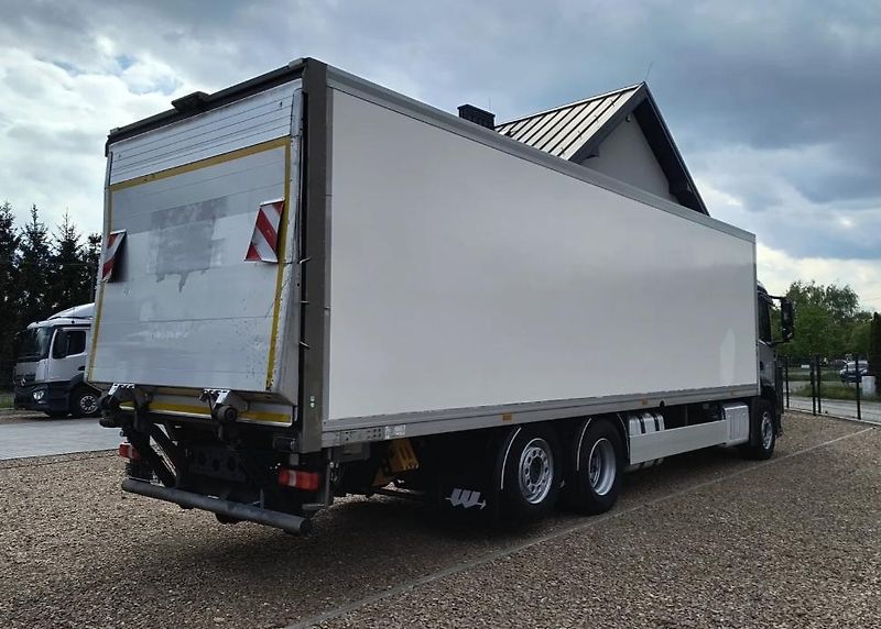 Mercedes-Benz (2016) Antos 2535 6x2 mrazák EURO 6 - fotka 3 z 16