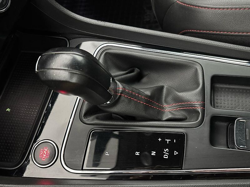 Seat Leon FR DSG - fotka 20 z 28