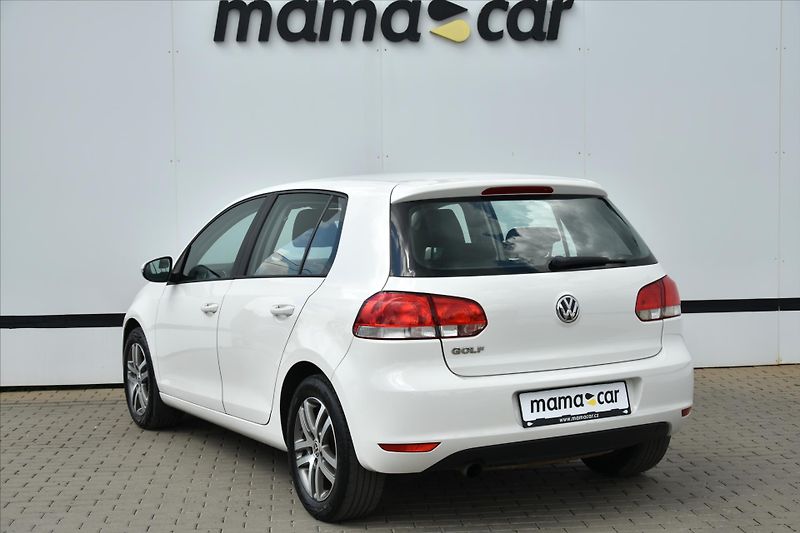 Volkswagen Golf 1.2 TSI 77kW TREND SERVIS. KN. - fotka 5 z 20