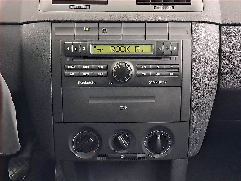 Škoda Fabia (2005) 1.2 12V, po STK - fotka 12 z 14