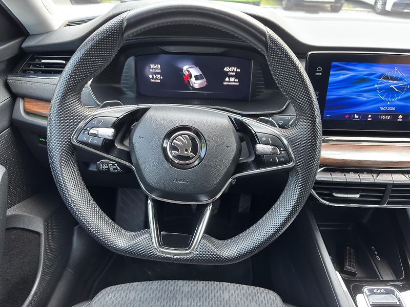 Škoda Octavia (2022) 2.0 TSI, 4x4, Style Plus - fotka 23 z 33