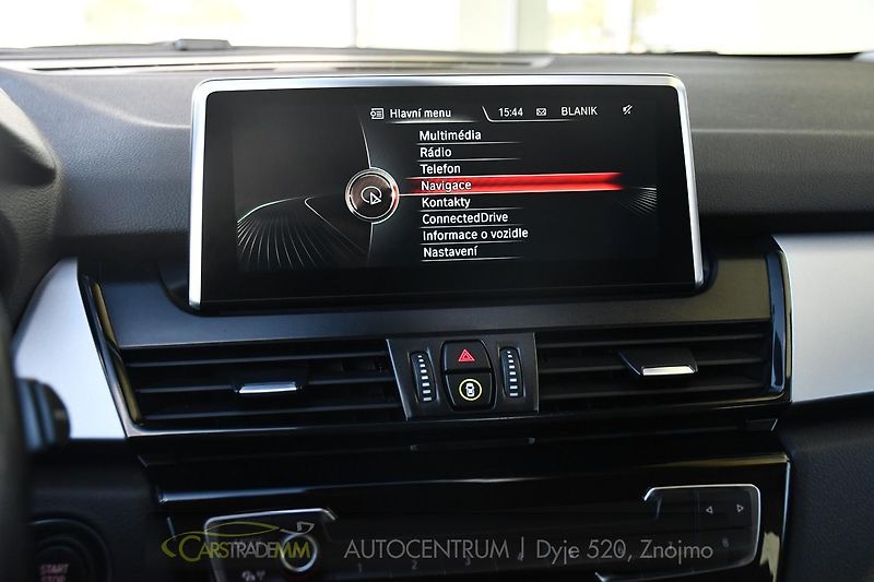 BMW Řada 2 218d GRAND TOURER NAVI PDC HUD - fotka 29 z 49