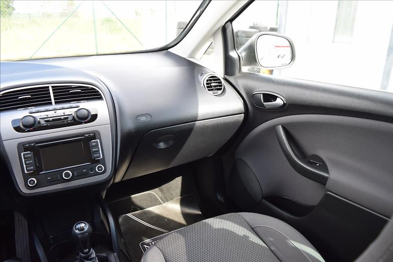 Seat Altea 1,2 TSI 77KW PO ROZVODECH - fotka 32 z 51
