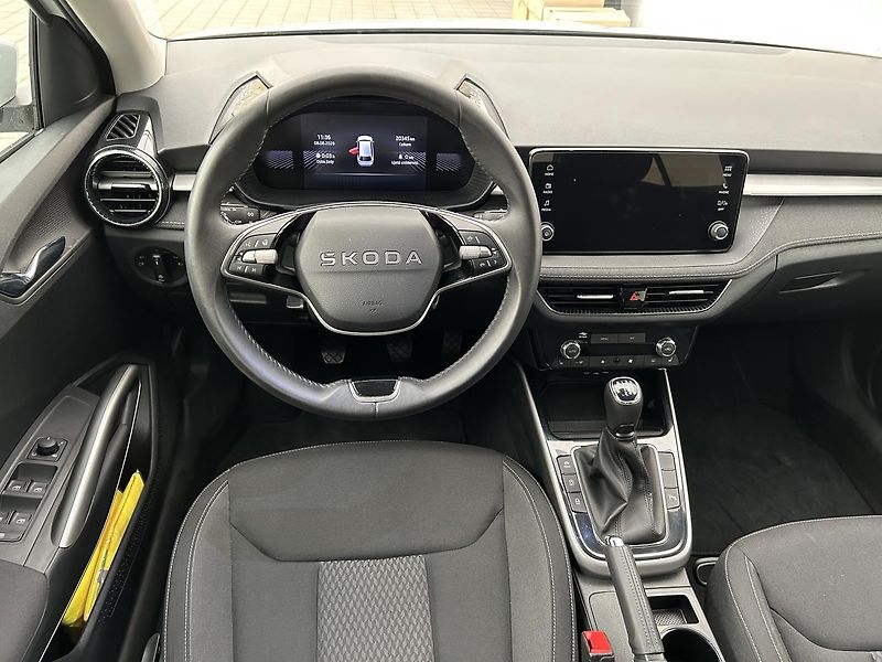 Škoda Fabia 1.0 TSI Top selection - fotka 5 z 24
