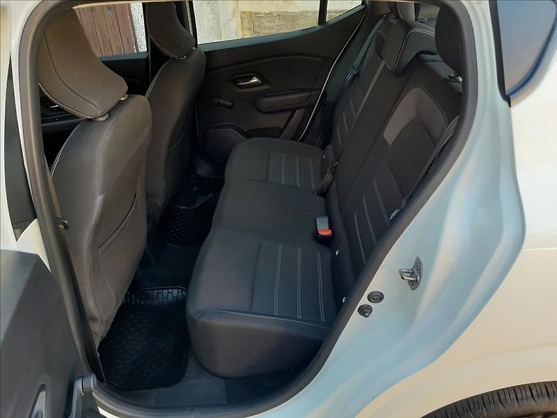 Dacia Sandero 1,0 SCe 49kW - fotka 20 z 48