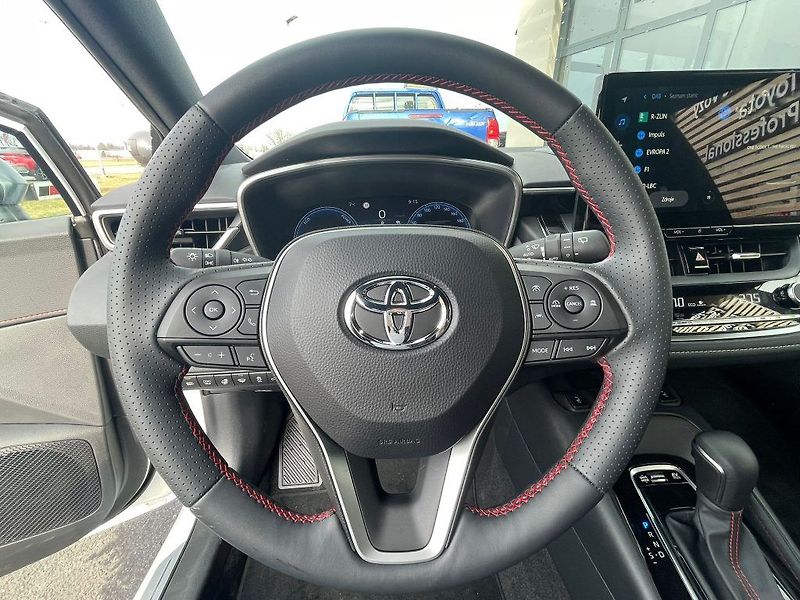 Toyota Corolla 2.0 Hybrid GR SPORT - fotka 20 z 28