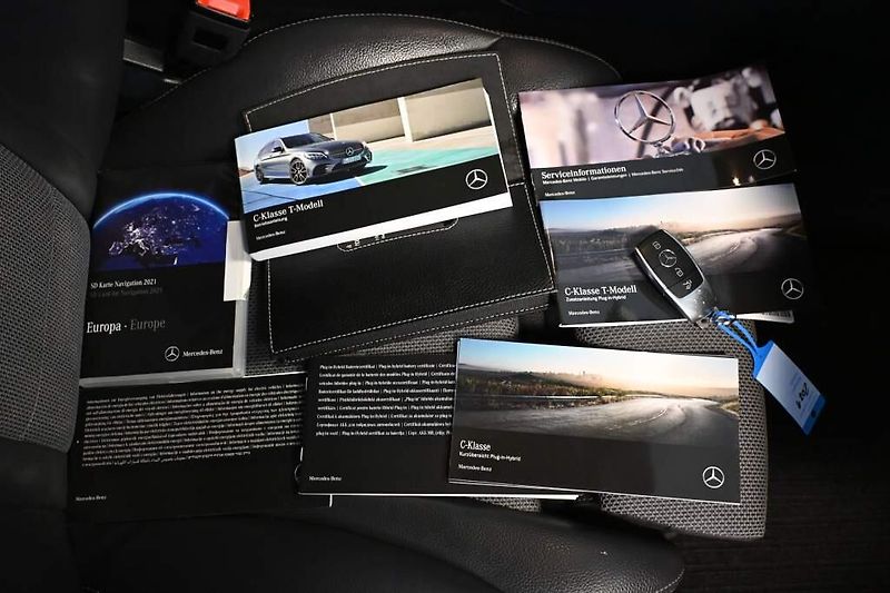 Mercedes-Benz Třídy C (2021) 2.0 300 DE 9G-TRONIC AVANTGARD - fotka 30 z 33