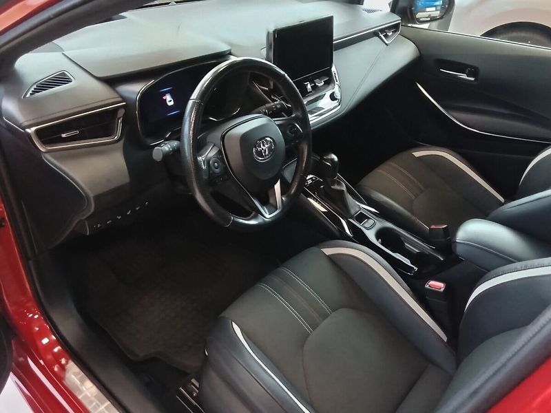 Toyota Corolla 2.0HEV 112KW GR sport 2022 - fotka 6 z 7