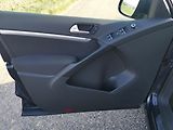 Volkswagen Tiguan (2015) 2,0TDI 130kW DSG ICUP 4x4 1MAJ - náhled 16