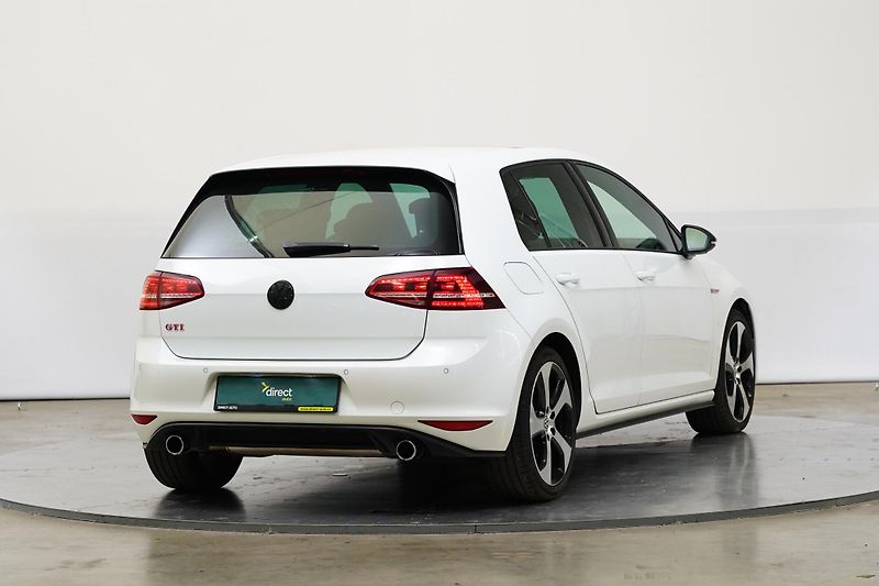 Volkswagen Golf - fotka 2 z 24