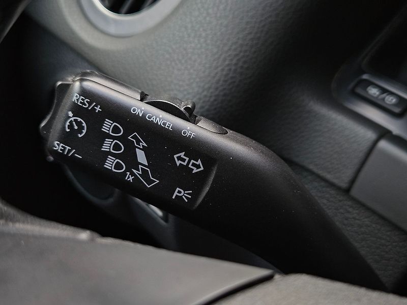 Volkswagen Tiguan 1,4 TSi, ČR, 1.maj, serv.kn. - fotka 18 z 40