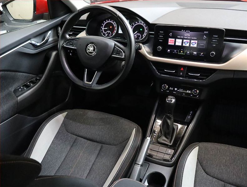 Škoda Kamiq (2020) Style 1.6 TDI, Automat, ČR - fotka 7 z 16