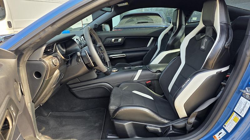 Ford Mustang (2020) SHELBY GT500 AUT RECARO CARBON - fotka 10 z 14