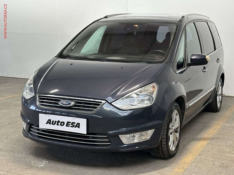 Ford Galaxy (2012) 2.0TDCi 7míst, AT, navi - fotka 3 z 21