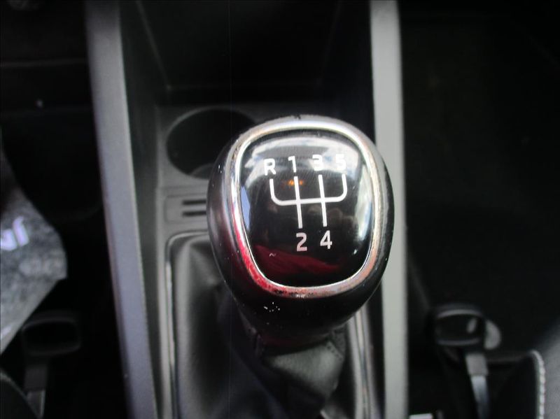 Škoda Fabia 1,0 TSI, klima,servis,DPH,CZ, - fotka 18 z 30