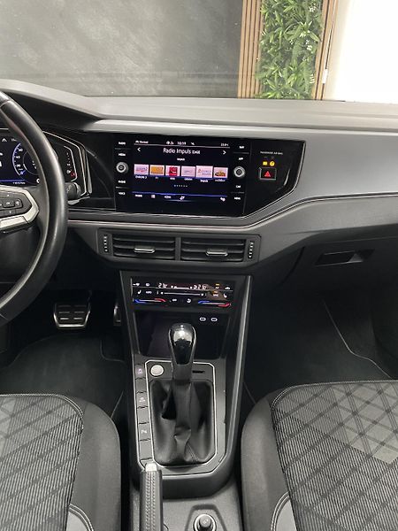 Volkswagen Taigo 1.5 TSi R-Line  DSG ČR 1.MAJ  - fotka 25 z 30