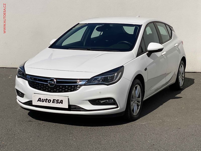 Opel Astra (2017) 1.4T, Edition, navi - fotka 3 z 18