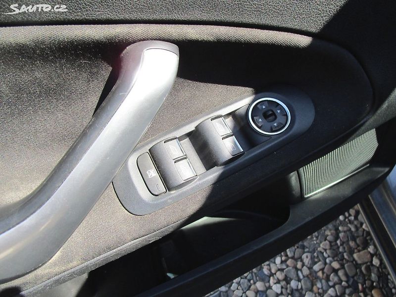 Ford Mondeo 1,8TDCI-92KW-NOVÁ STK - fotka 20 z 27