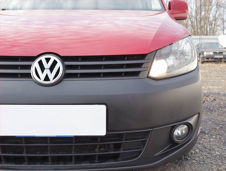 Volkswagen Caddy (2014) Soccer 1.6 TDI, 5Míst - fotka 16 z 20